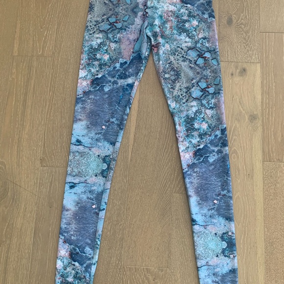 Jala Clothing Leggings, Size M - Picture 3 of 4